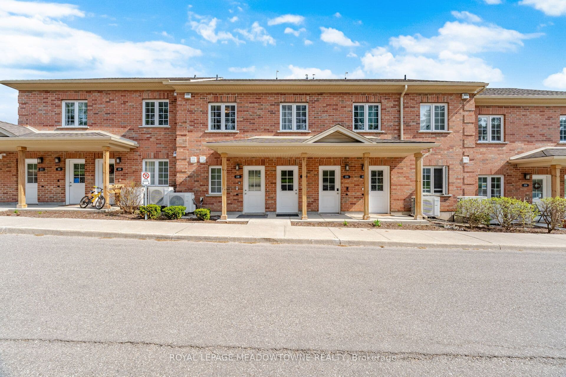 Cityview Drive S 207, Guelph, ON N1E 0R1