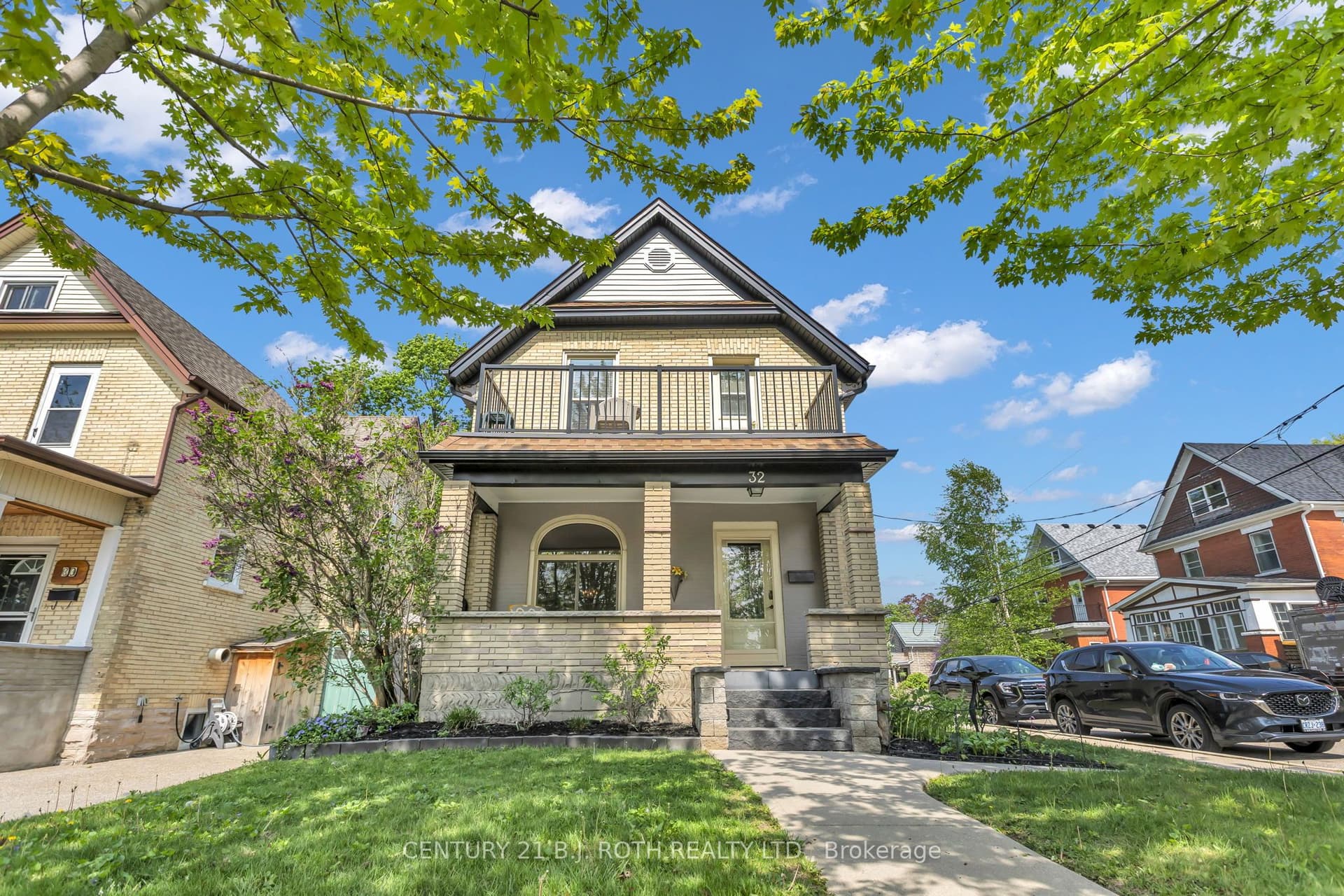 Samuel Street, Kitchener, ON N2H 1P1