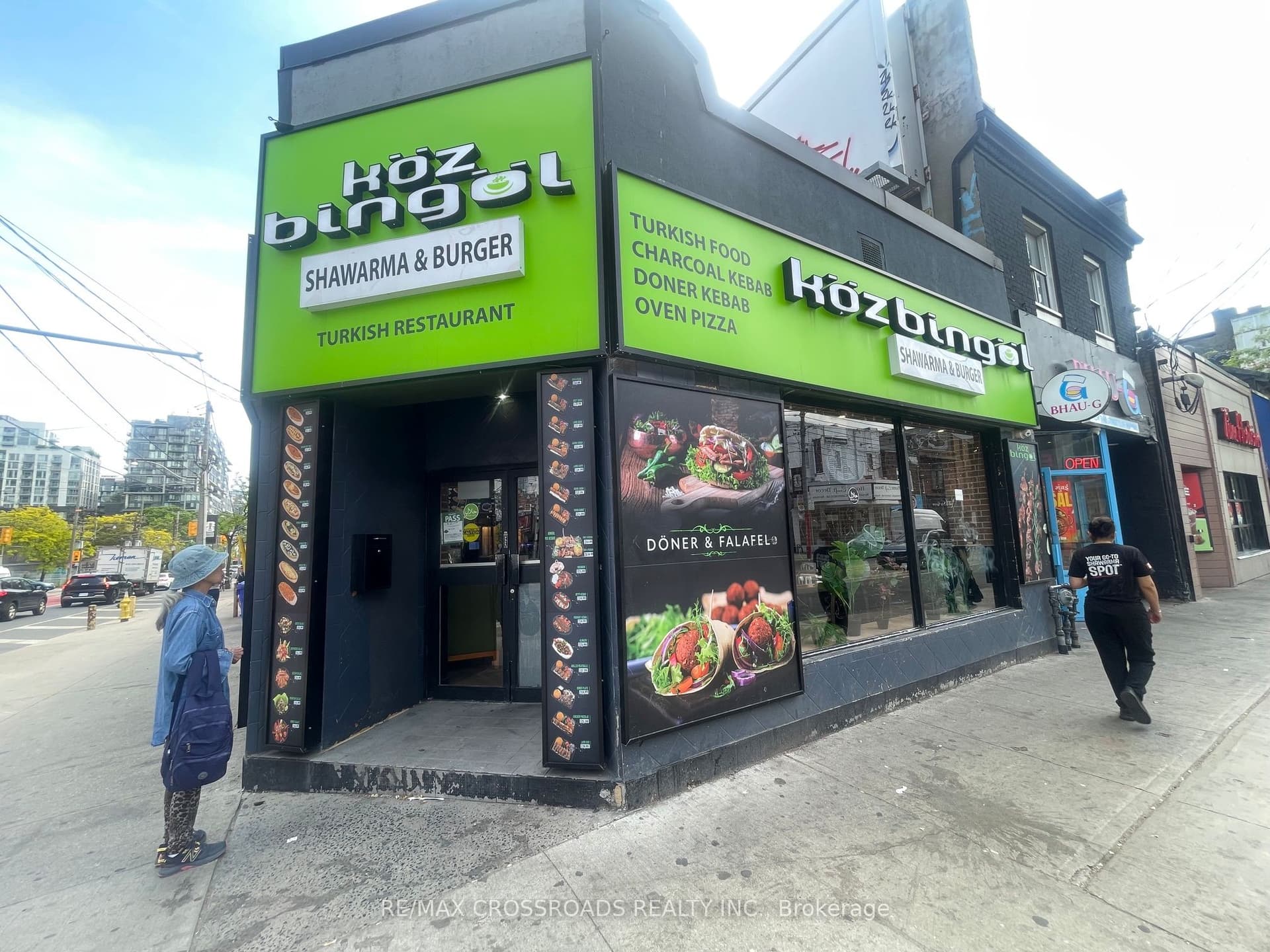 Queen Street W, Toronto, ON M6J 1E6