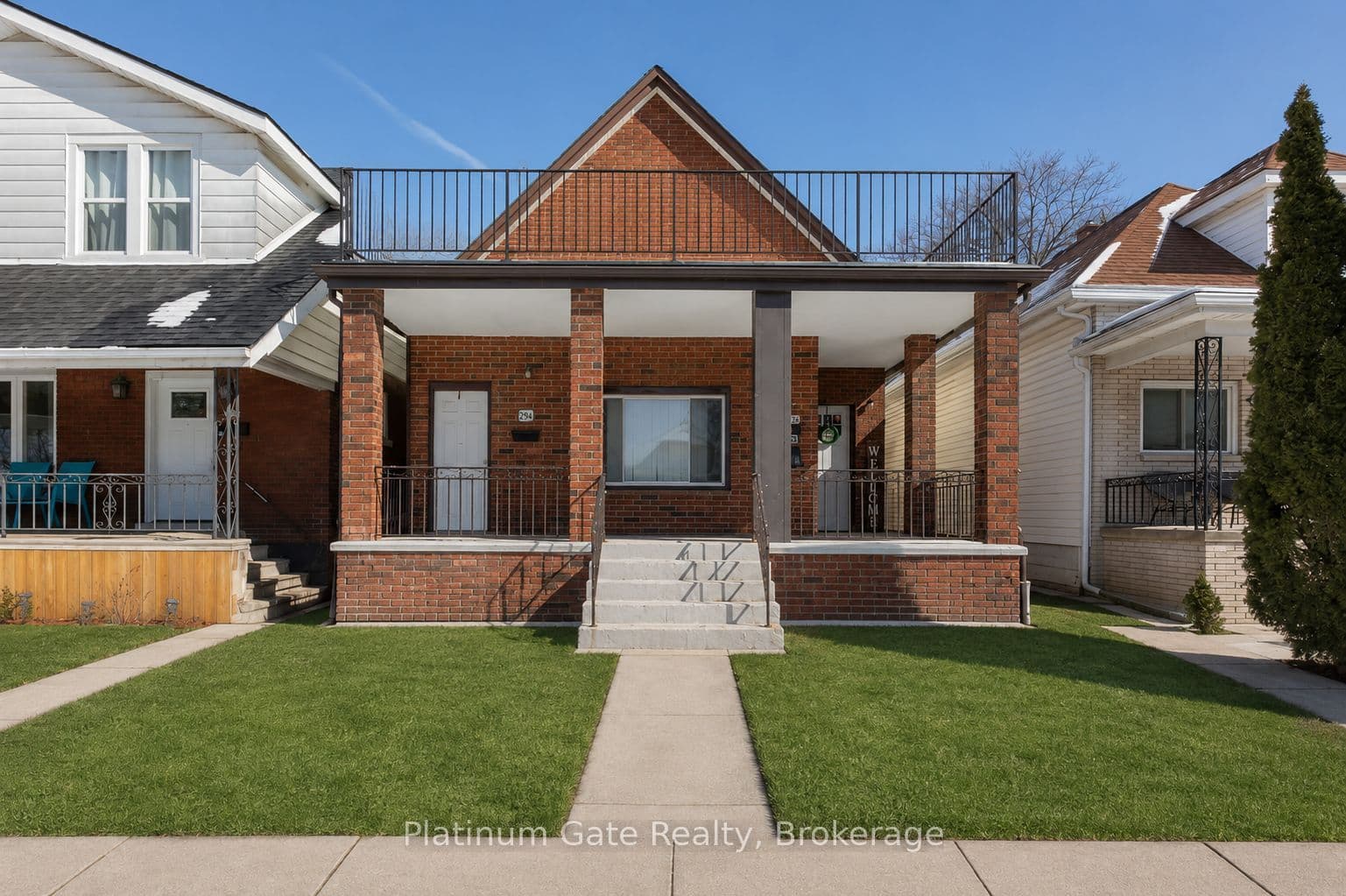 Gladstone Avenue, Windsor, ON N9A 2R8