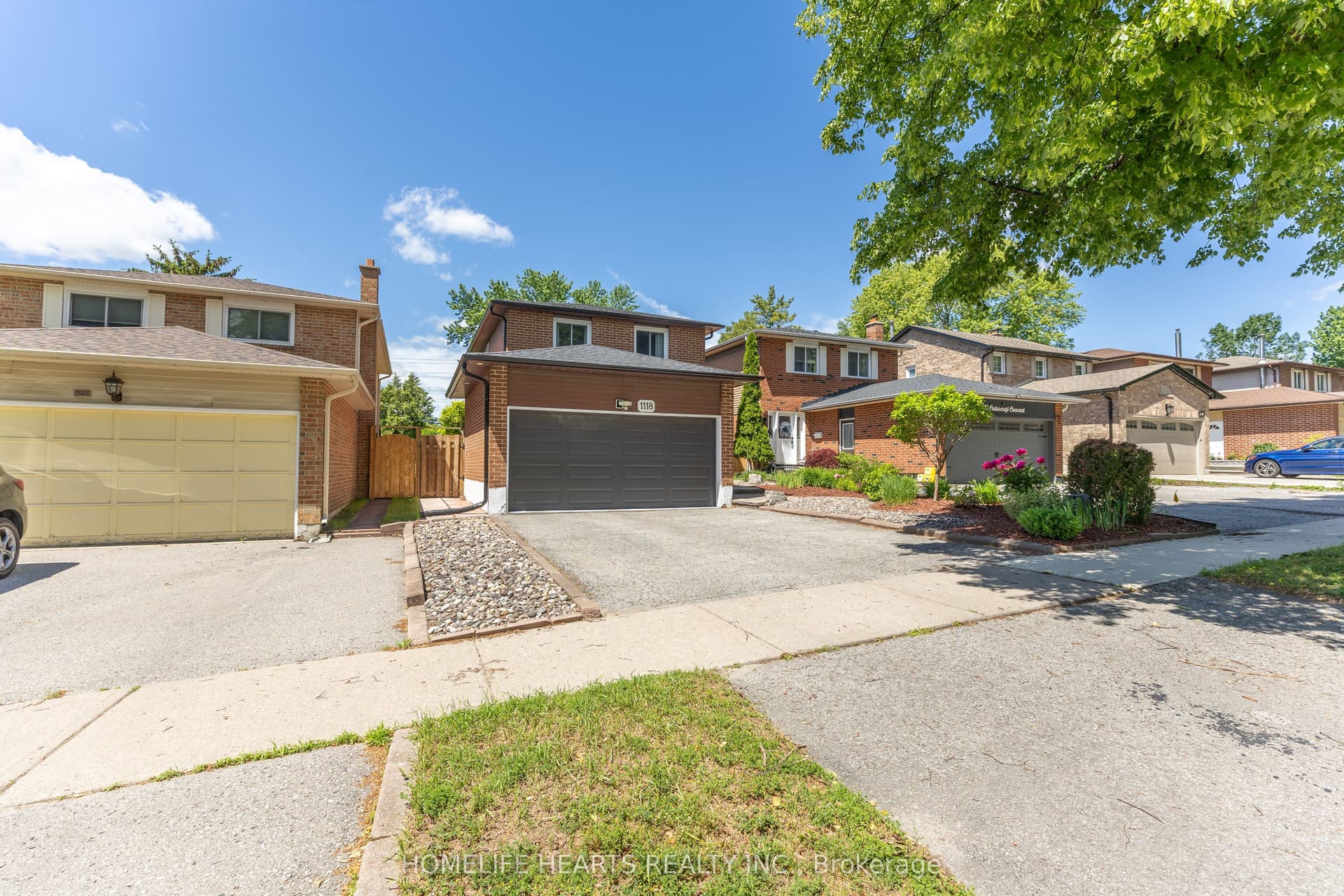 Cedarcroft Crescent, Pickering, ON L1X 1R5