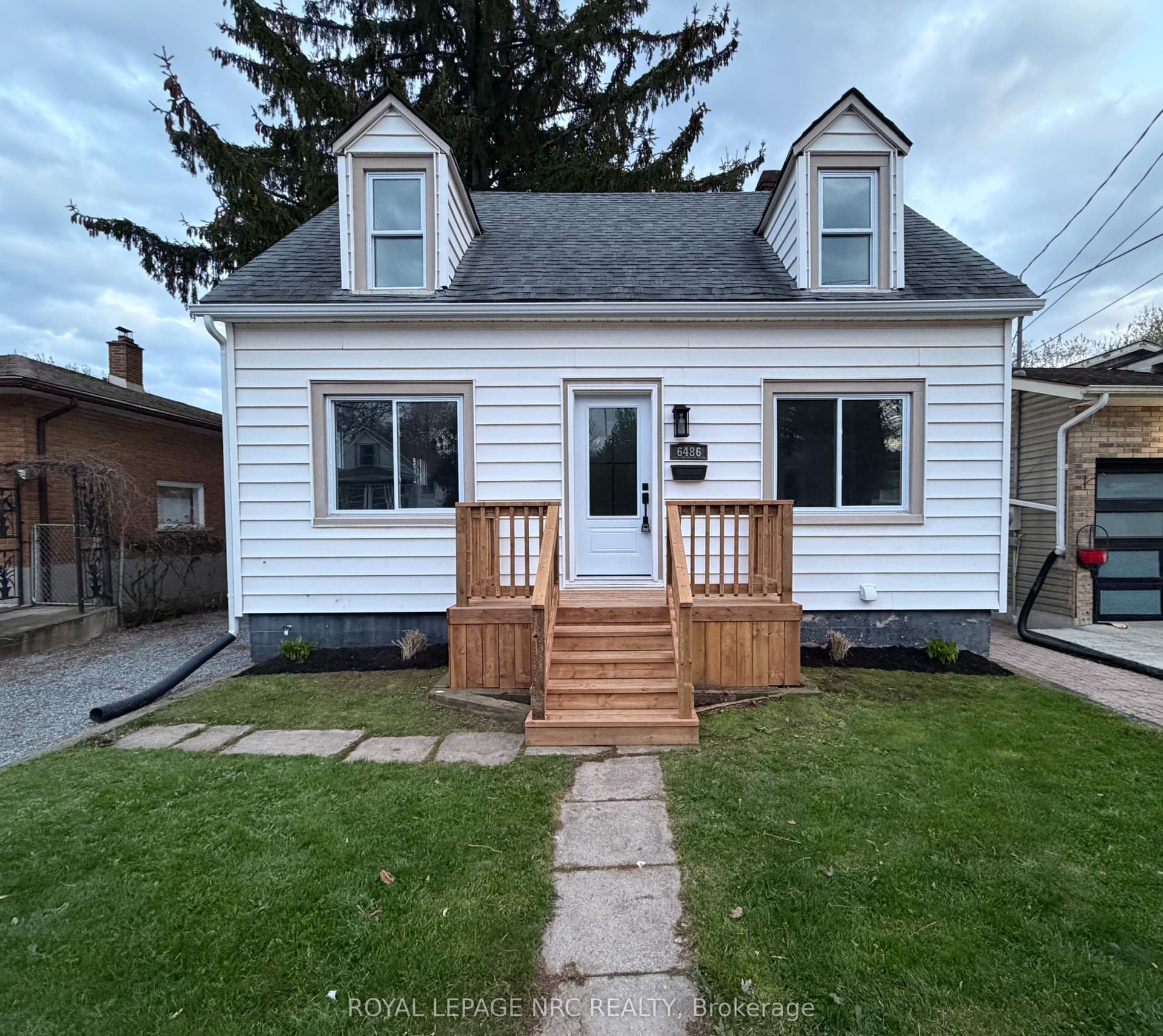 Culp Street, Niagara Falls, ON L2G 2C1