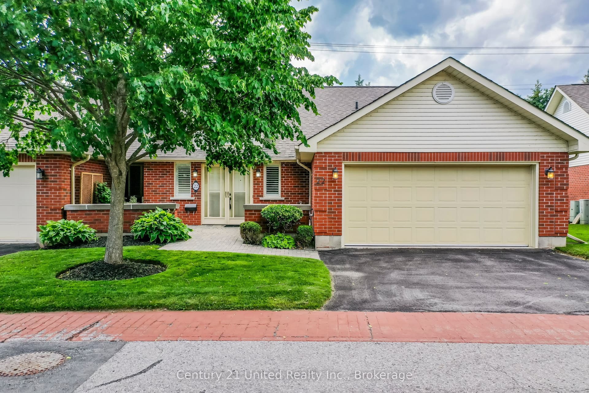 Armour Road 22, Peterborough, ON K9H 7N8
