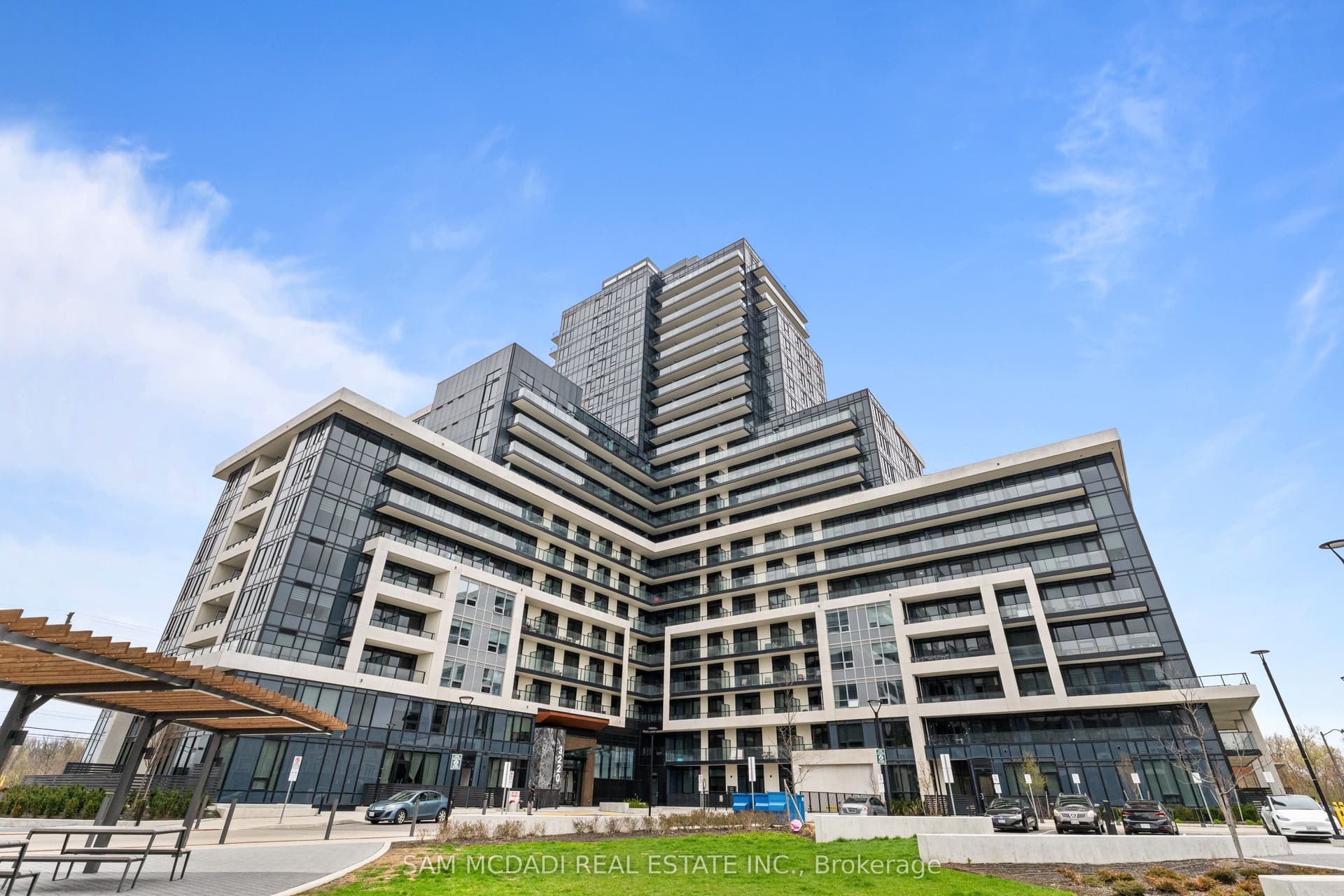 William Coltson Avenue Ph - 2202, Oakville, ON L6H 7X9