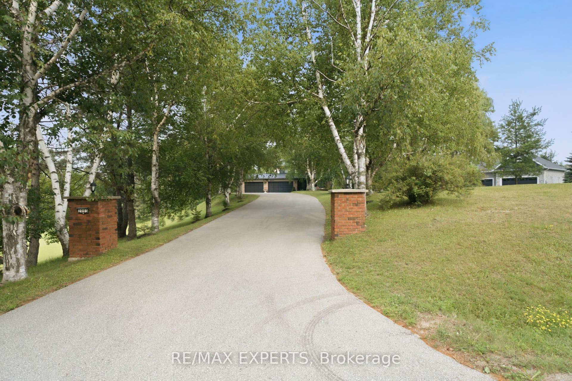 Grand Vista Court, Innisfil, ON L9S 4A6