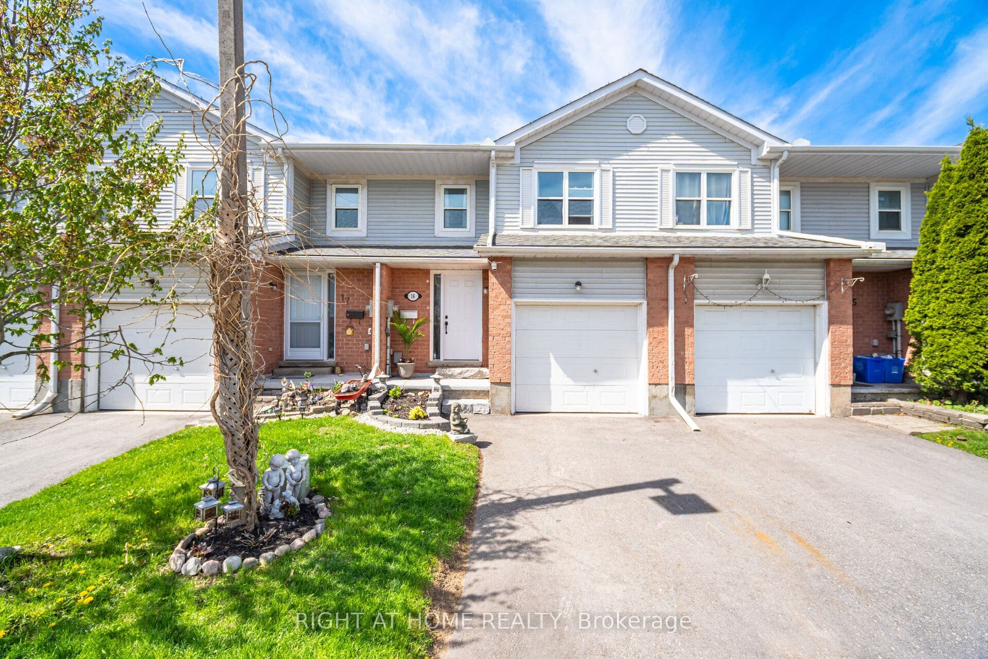 Century Drive 16, Orangeville, ON L9W 4L2