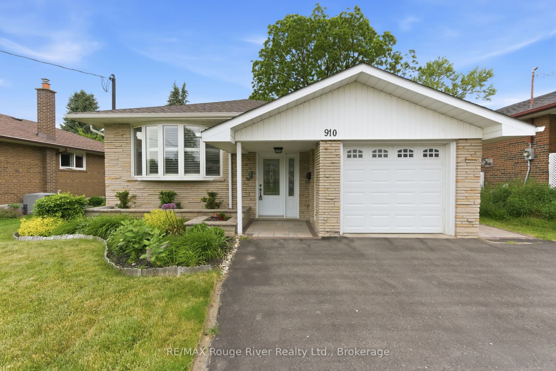Crocus Crescent, Whitby, ON L1N 2A7