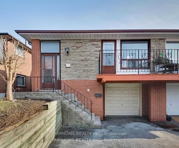 Hepscott Terrace Lower level, Toronto, ON M1W 1C9