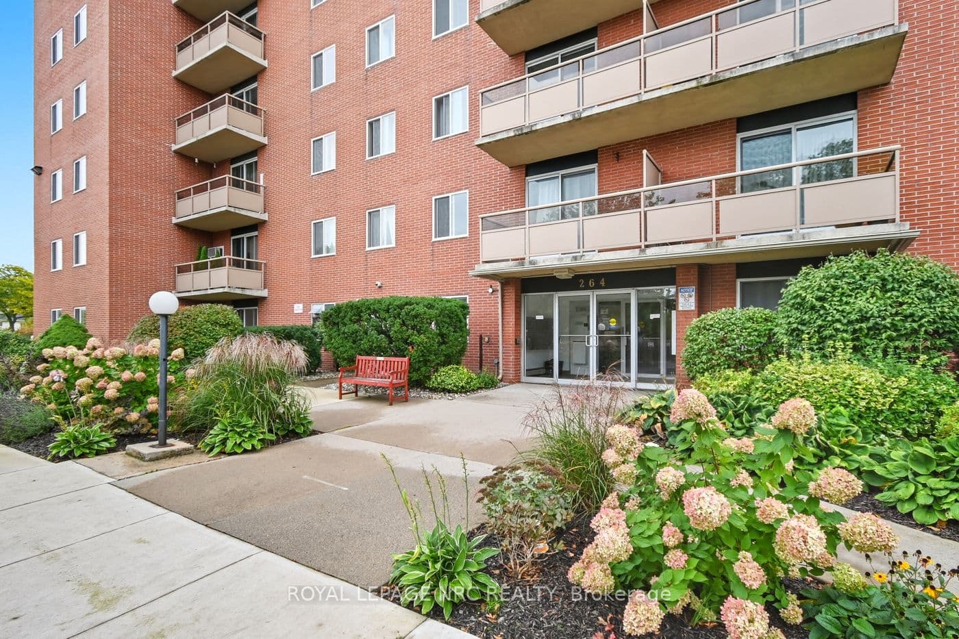 Grantham Avenue 505, St. Catharines, ON L2M 5B5