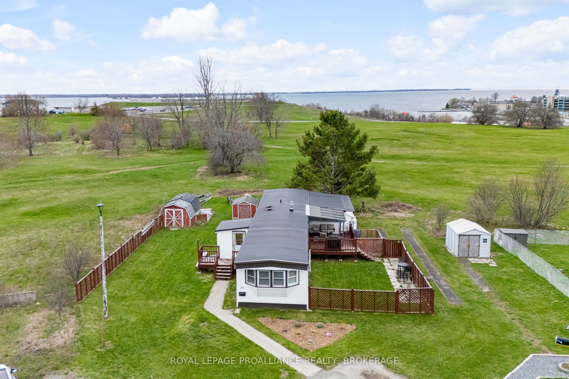 Kapyong Crescent, Kingston, ON K7K 5T5
