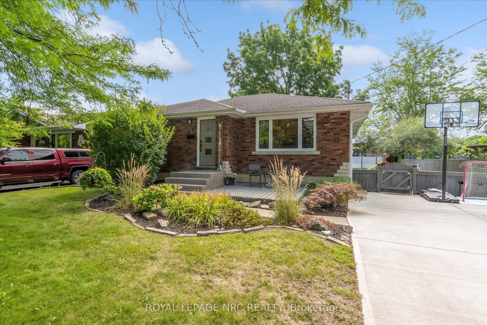 Goldsmith Avenue, St. Catharines, ON L2M 2V7