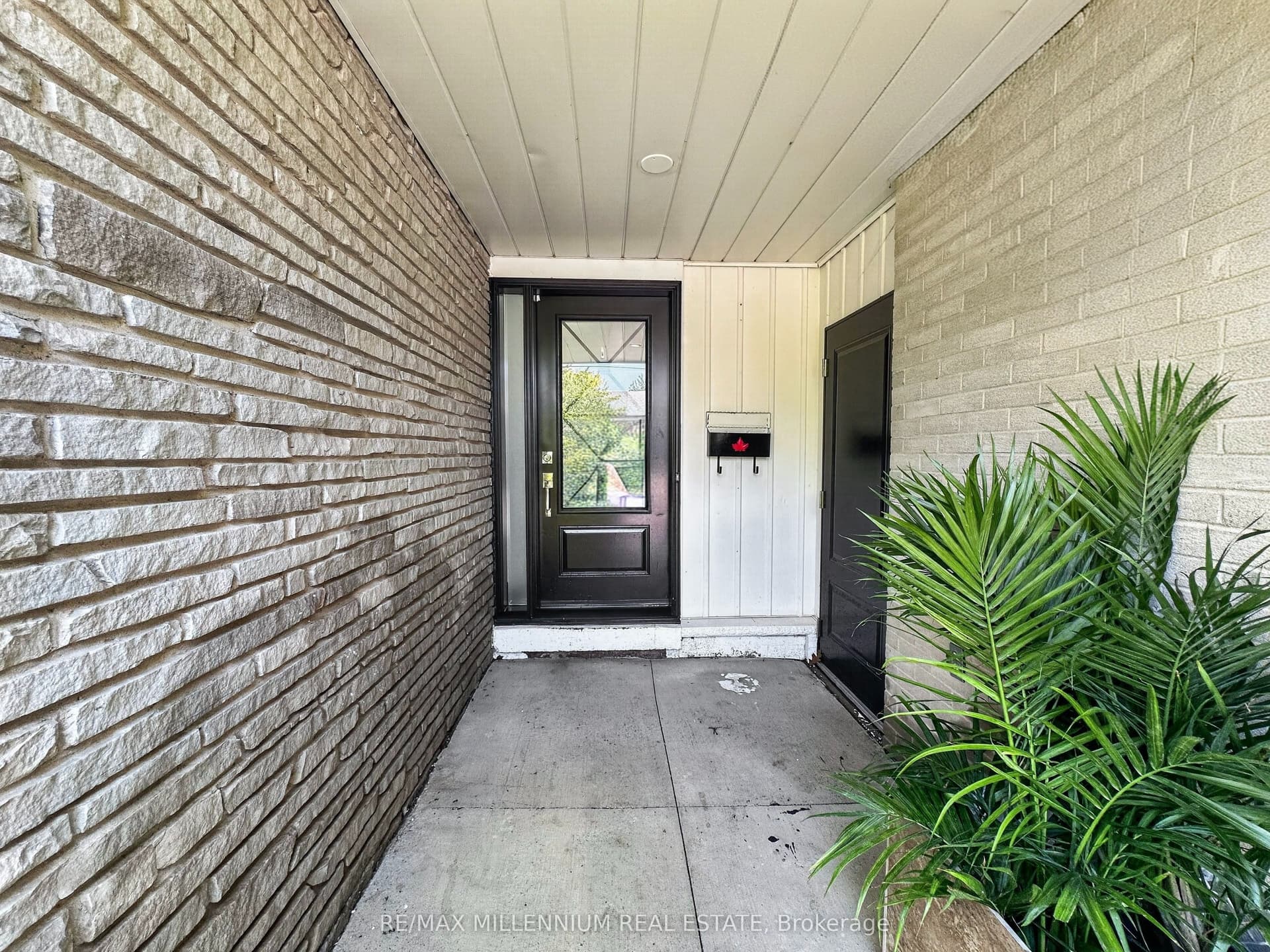 Cardwell Street, Orangeville, ON L9W 2V7