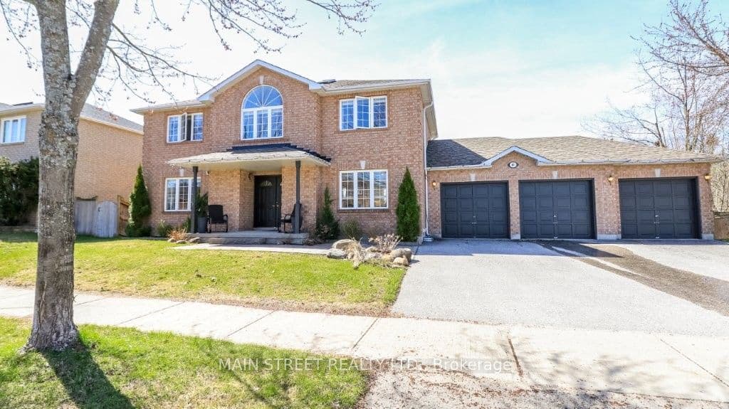 Silver Maple Crescent, Barrie, ON L4N 0E5