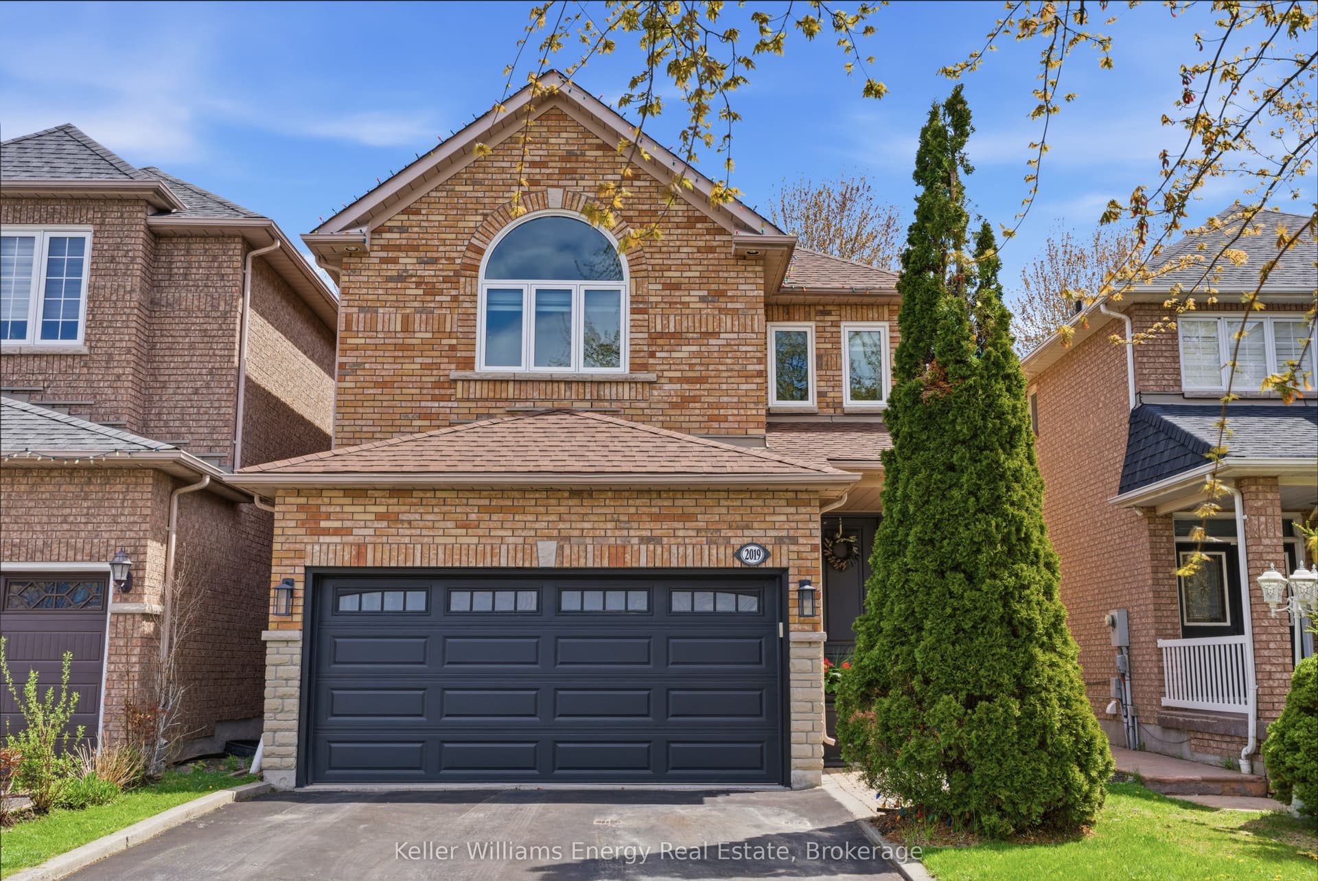 Erin Gate Boulevard, Pickering, ON L1X 2V5