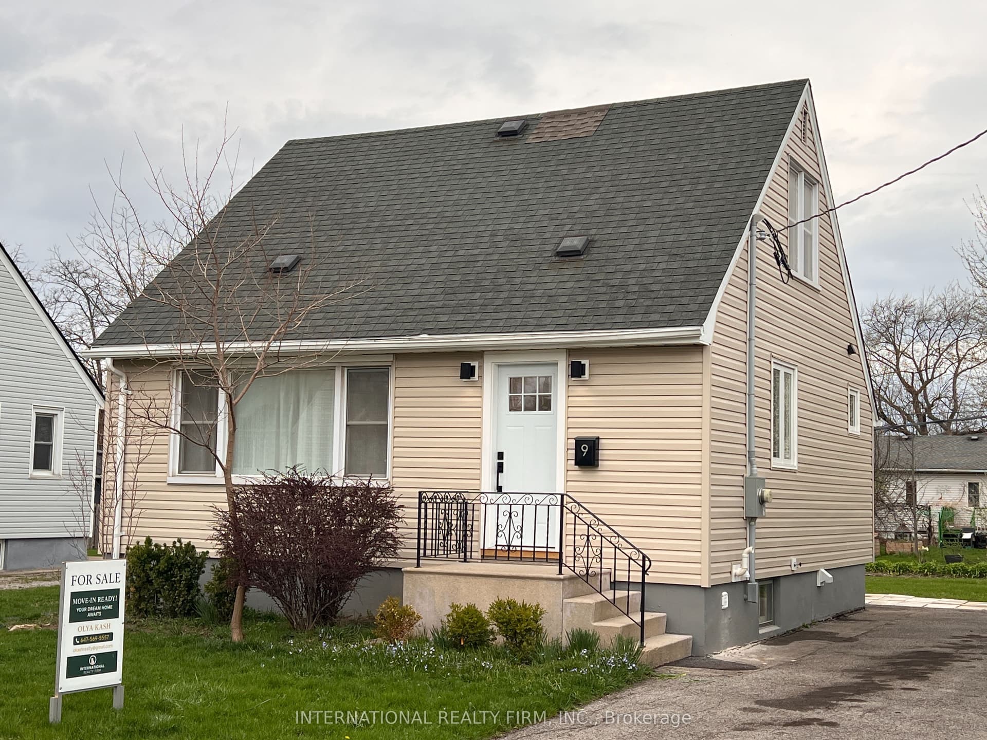 Admiral Road, St. Catharines, ON L2P 1G4