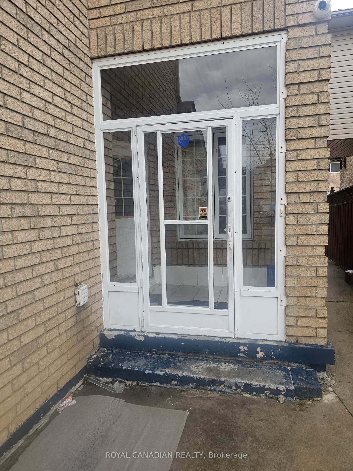 Lauraglen Crescent, Brampton, ON L6Y 5A3