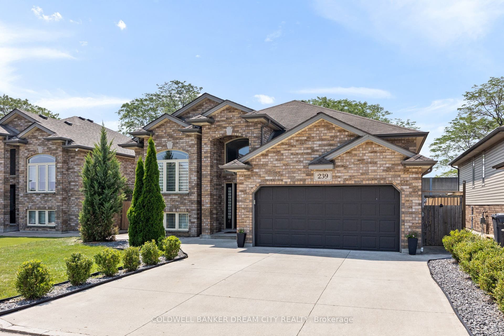 BRANTON Crescent, Lakeshore, ON N9K 1E2