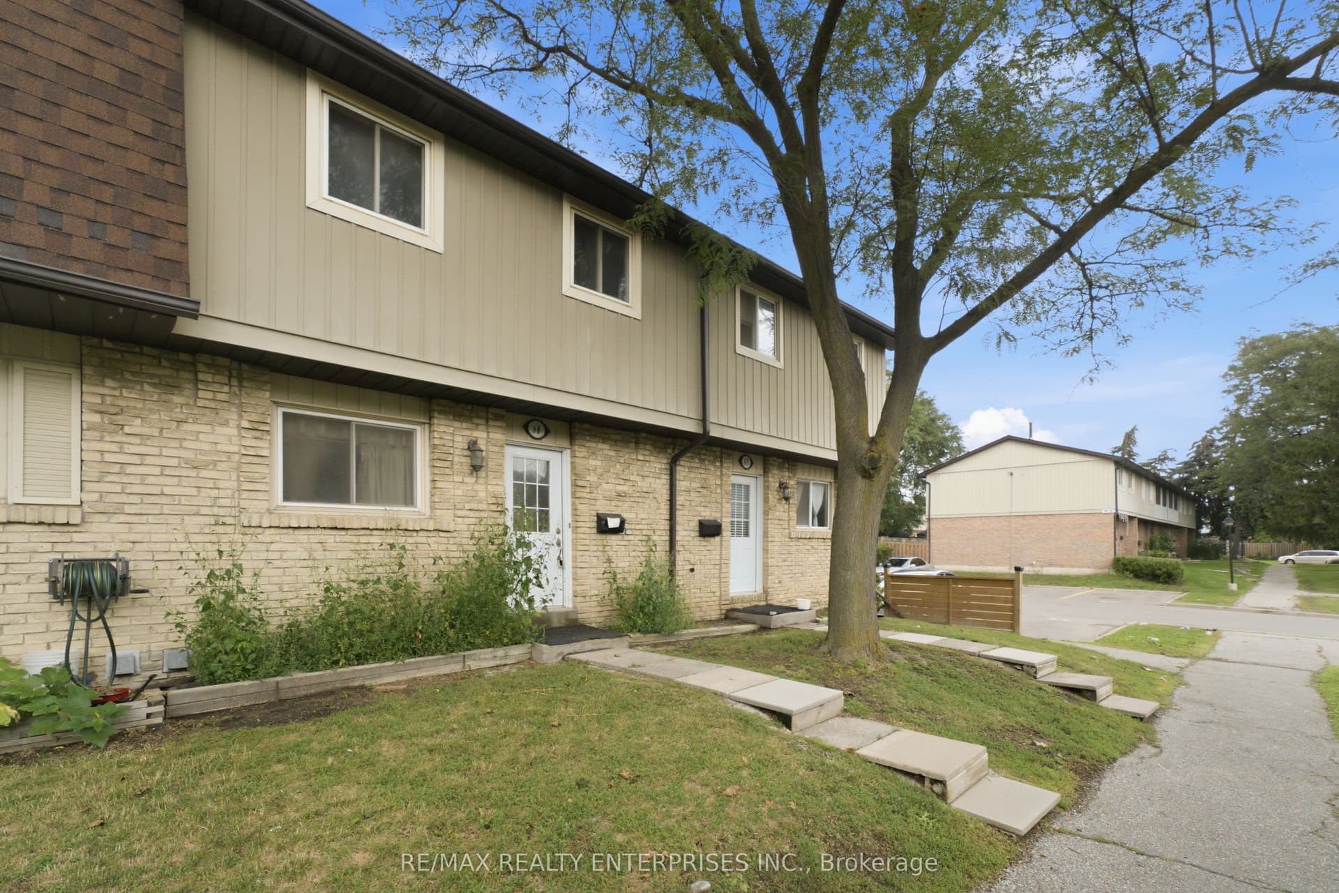 Hansen Road 68, Brampton, ON L6V 3C8