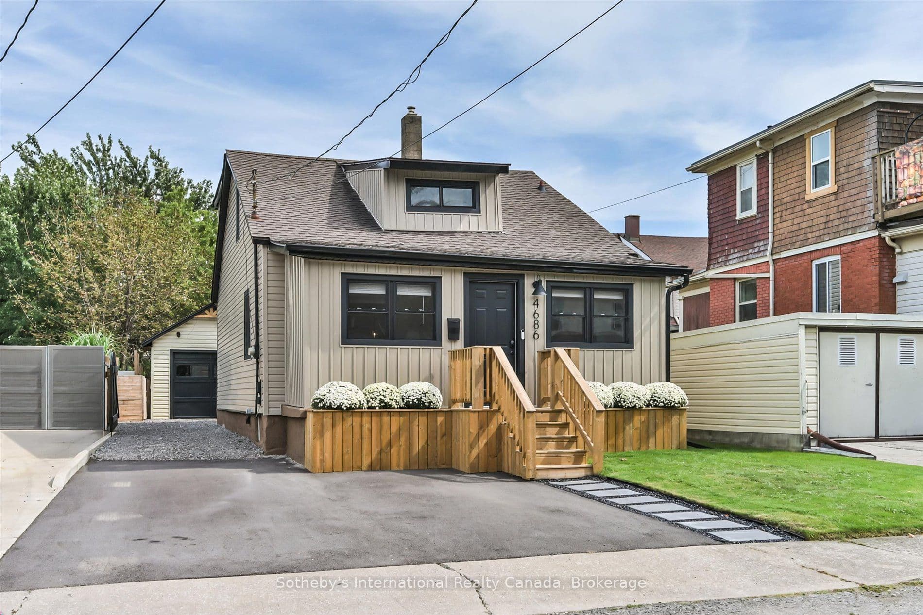 Third Avenue, Niagara Falls, ON L2E 4L5
