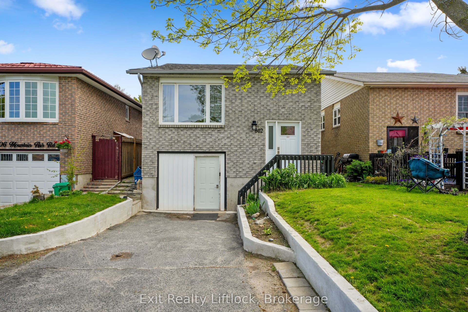 Mountain Ash Road, Peterborough, ON K9J 8K2