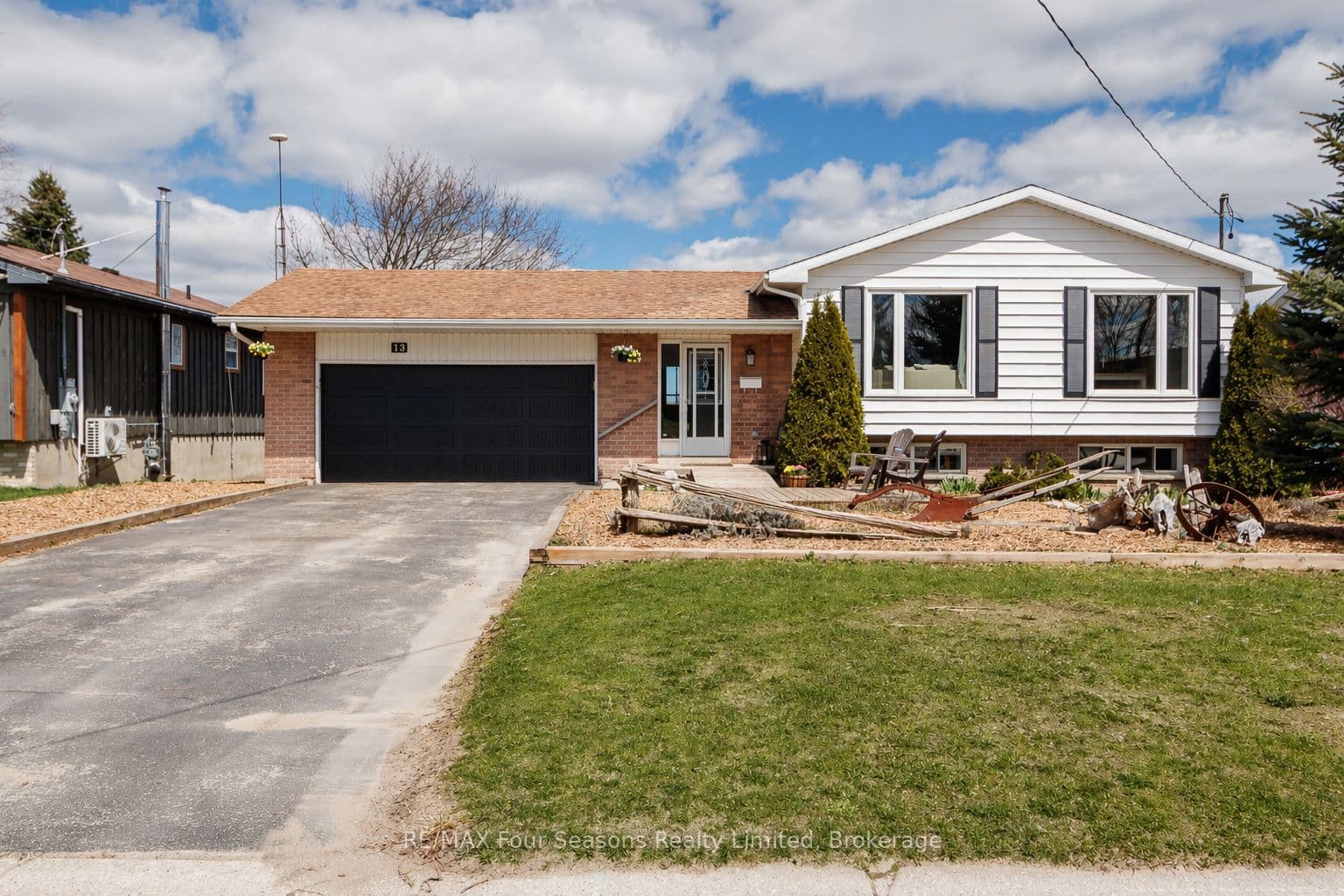 Clugston Drive, Grey Highlands, ON N0C 1H0