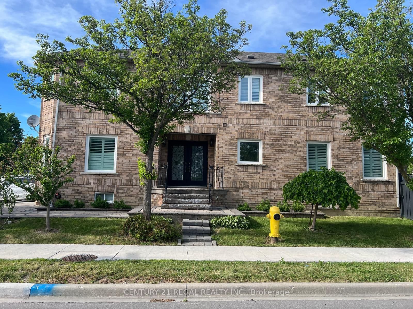 Monte Carlo Drive Basement, Vaughan, ON L4H 1M2
