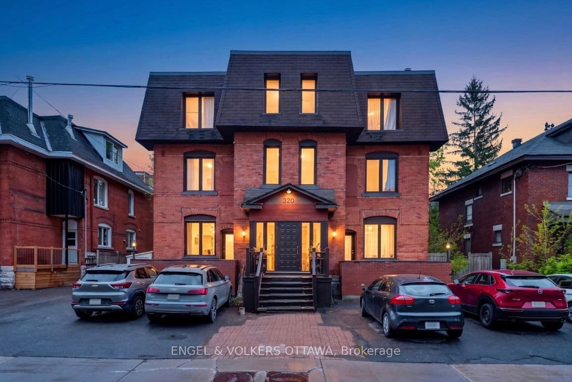 Waverley Street W apt. 2, Ottawa Centre, ON K2P 0W3