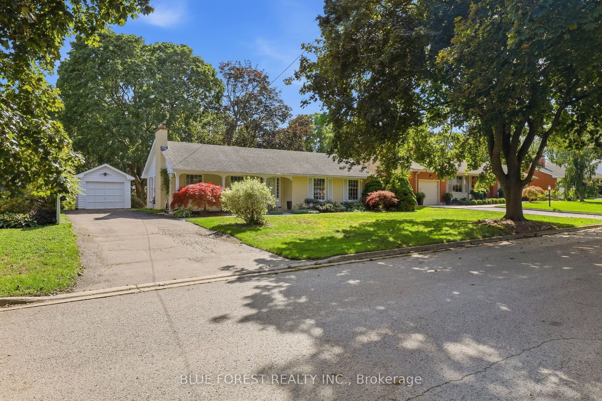 Averill Crescent, London South, ON N6C 2R8
