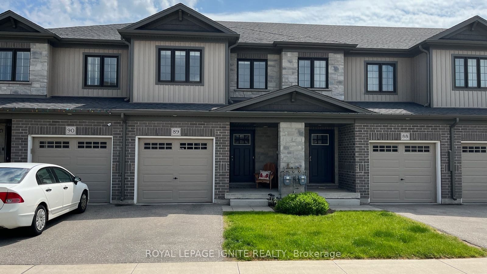 Hardcastle Drive 89, Cambridge, ON N1S 0B6