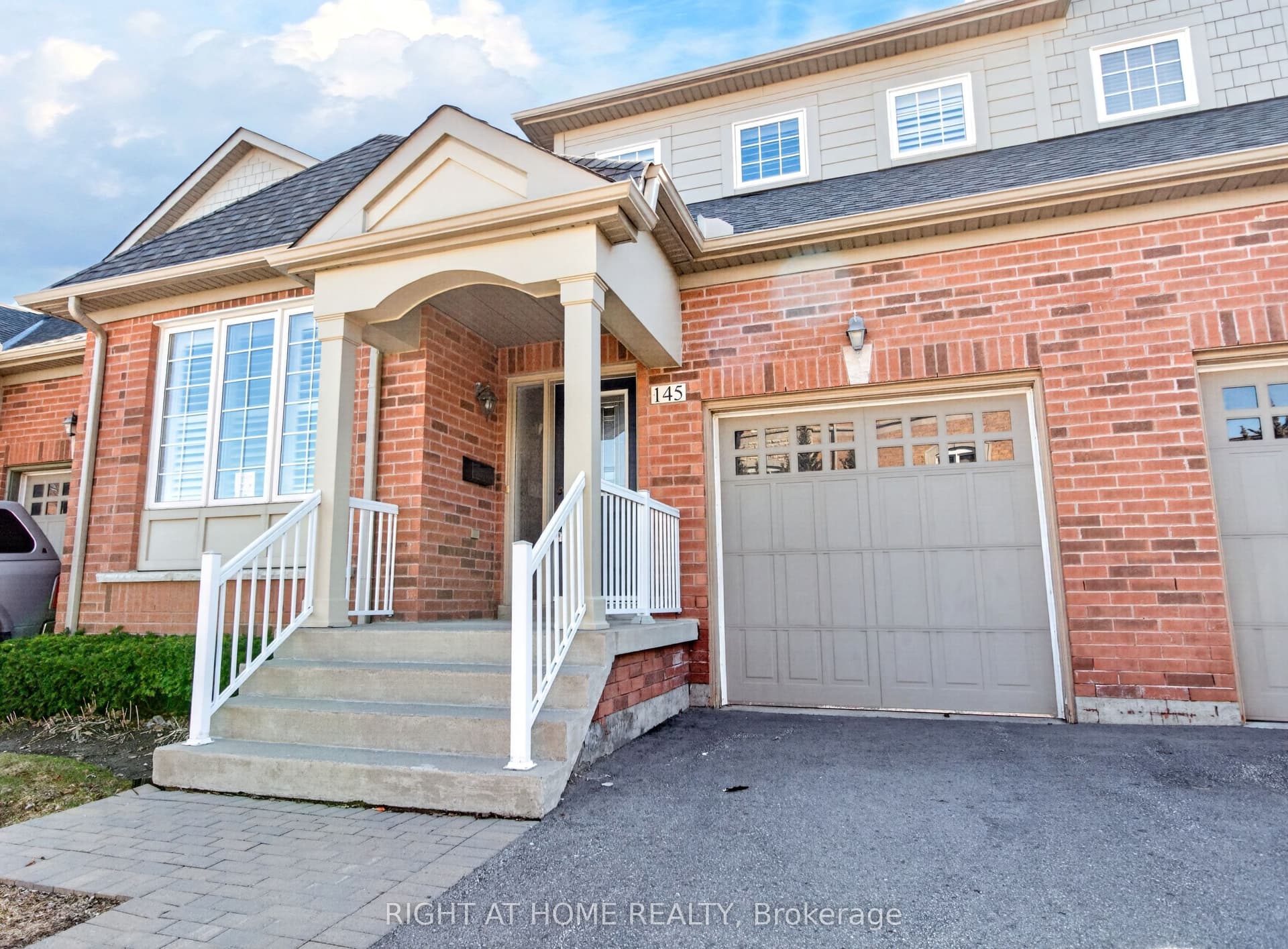 Louisbourg Way, Markham, ON L6E 2A2