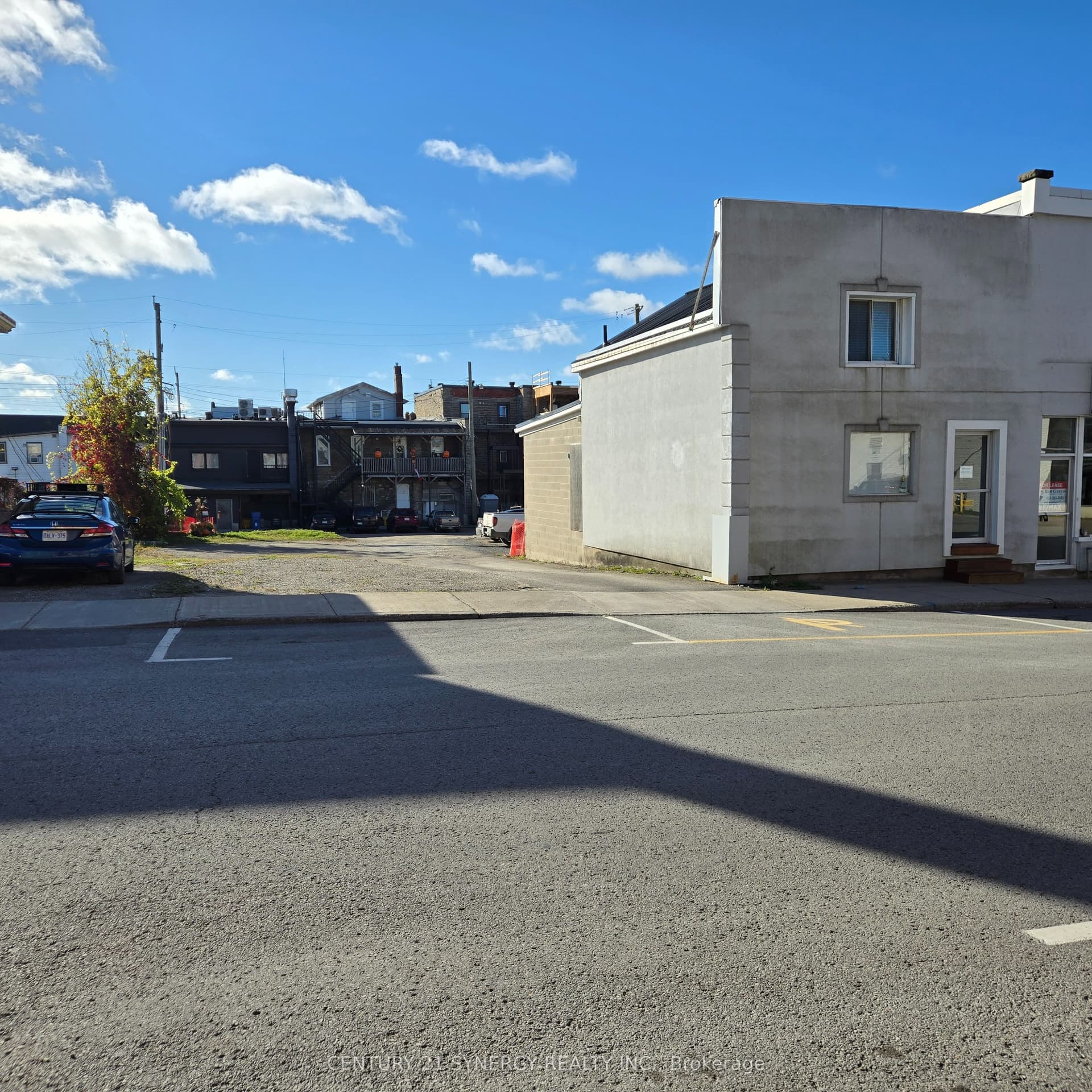 William Street E, Smiths Falls, ON K7A 1C1