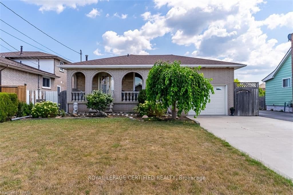Margaret Avenue Lower, Hamilton, ON L8E 2H8