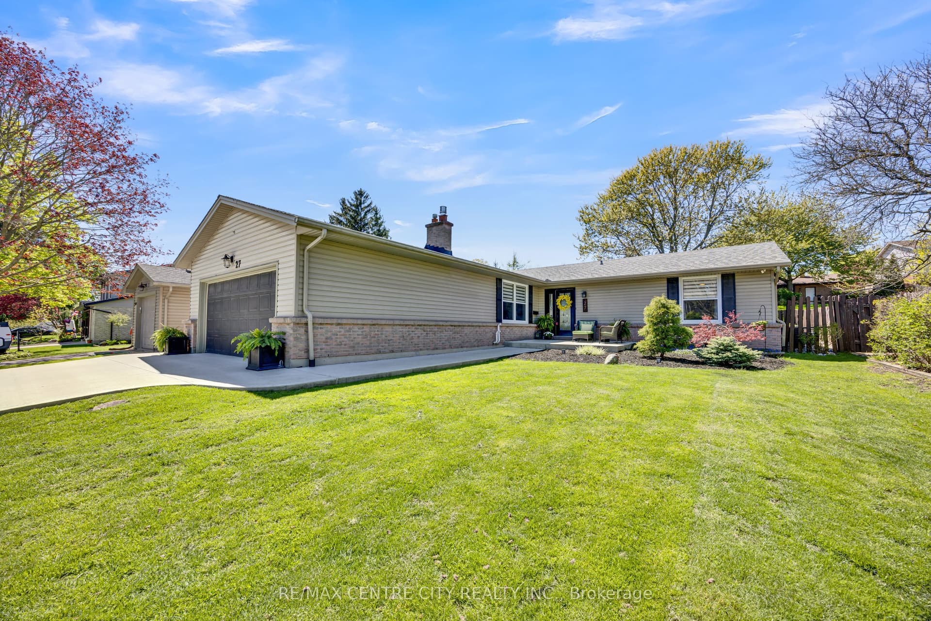 Bartlett Crescent, London South, ON N6K 1W3