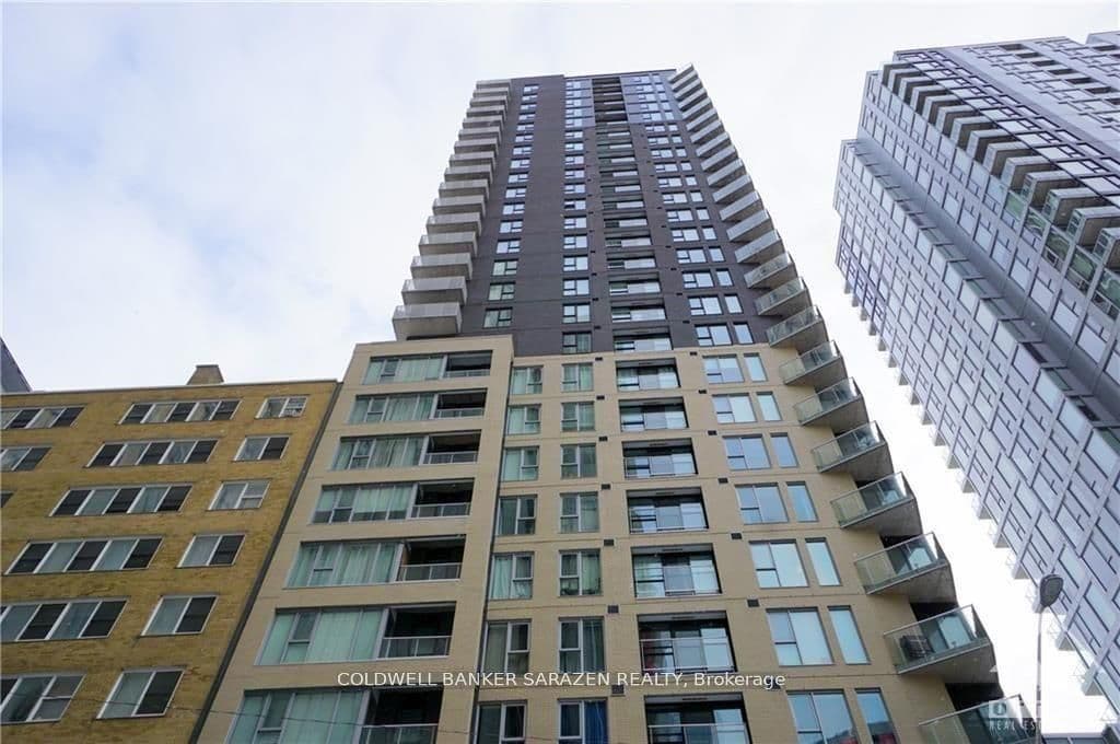 Nepean Street 1102, Ottawa Centre, ON K2P 0X5