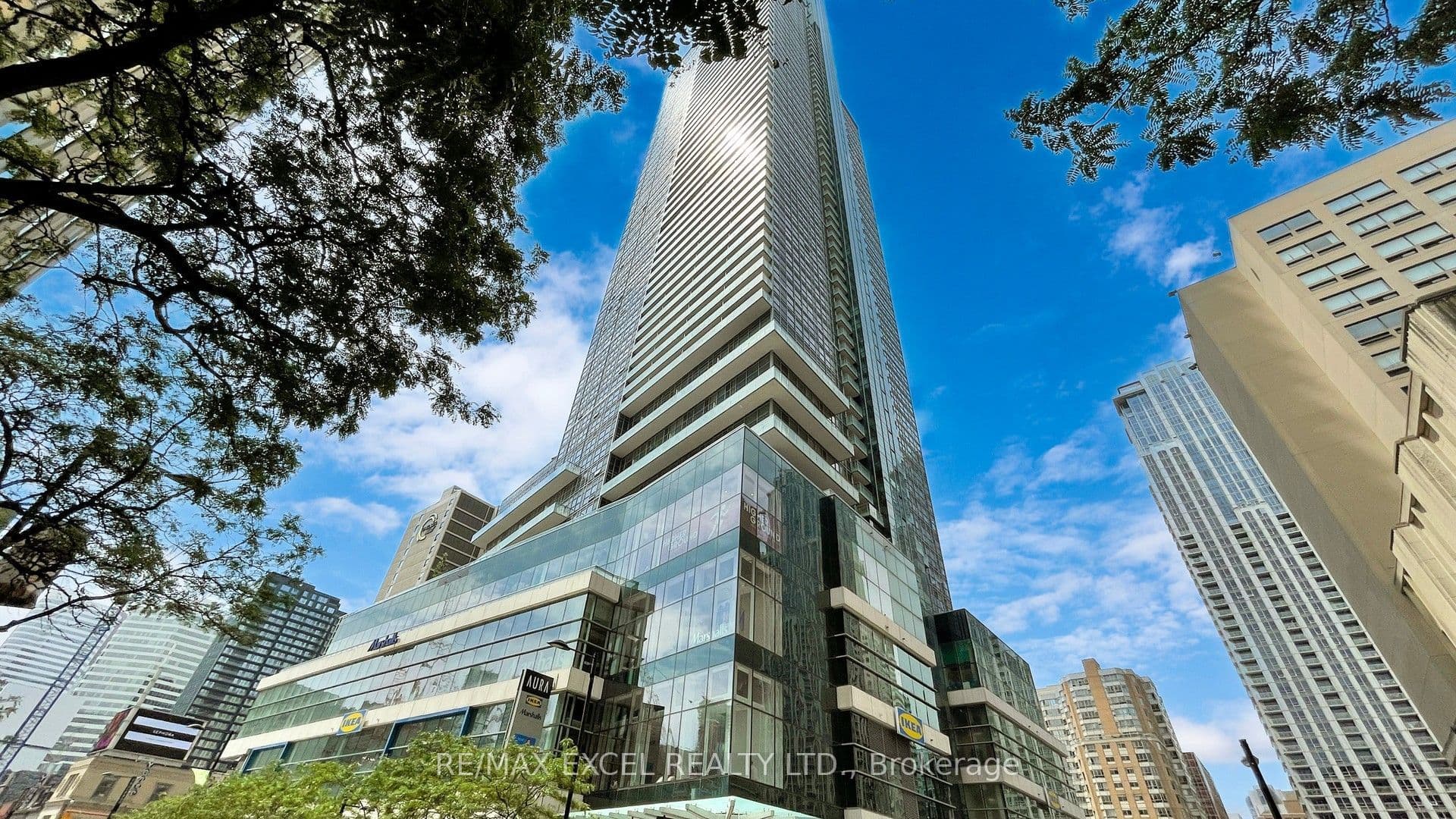 Yonge Street 503, Toronto, ON M5B 0A5