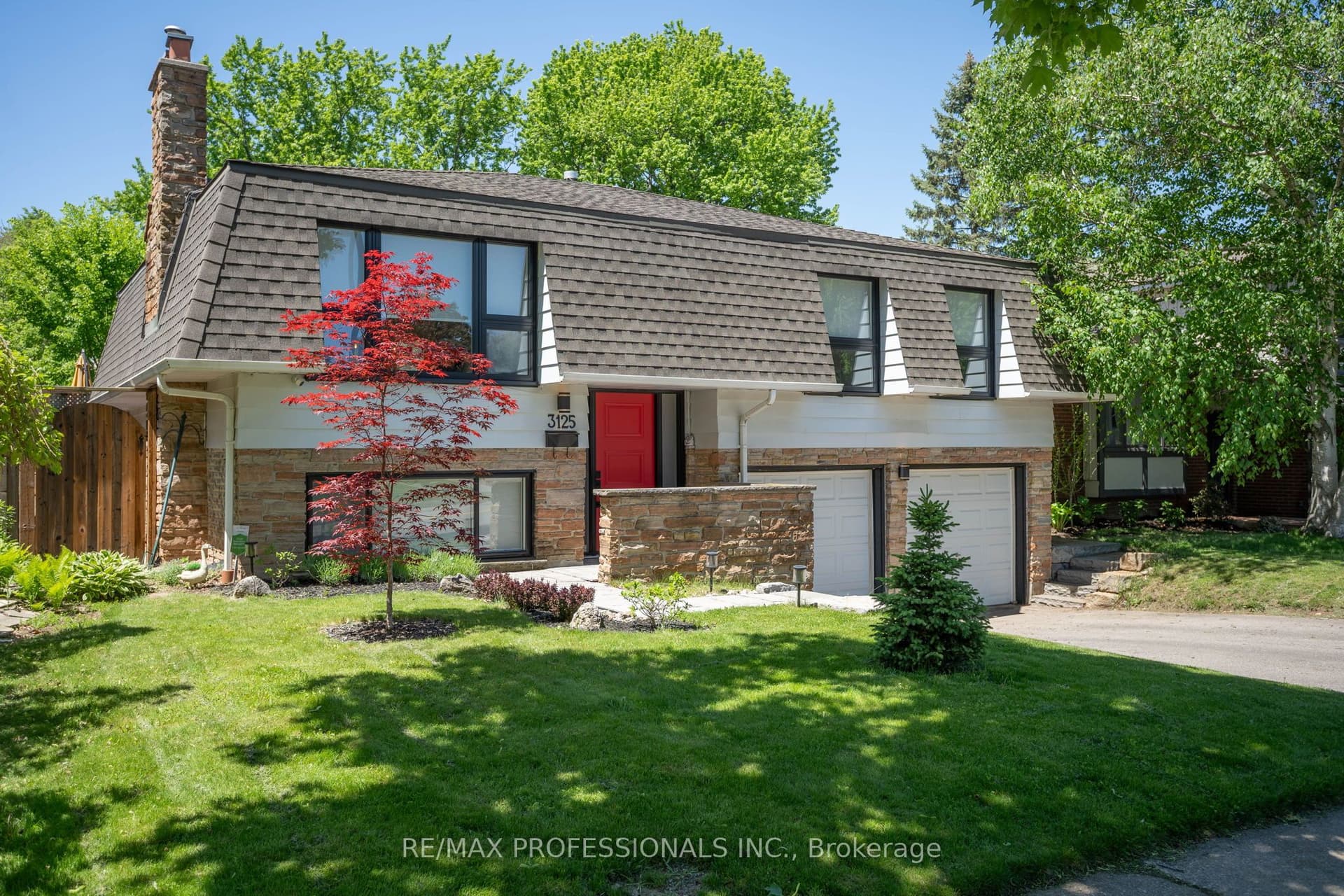 Riverview Street, Oakville, ON L6L 5J6