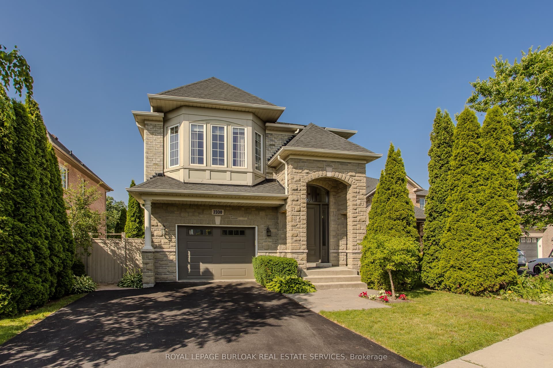 Valleyridge Drive, Oakville, ON L6M 5C7