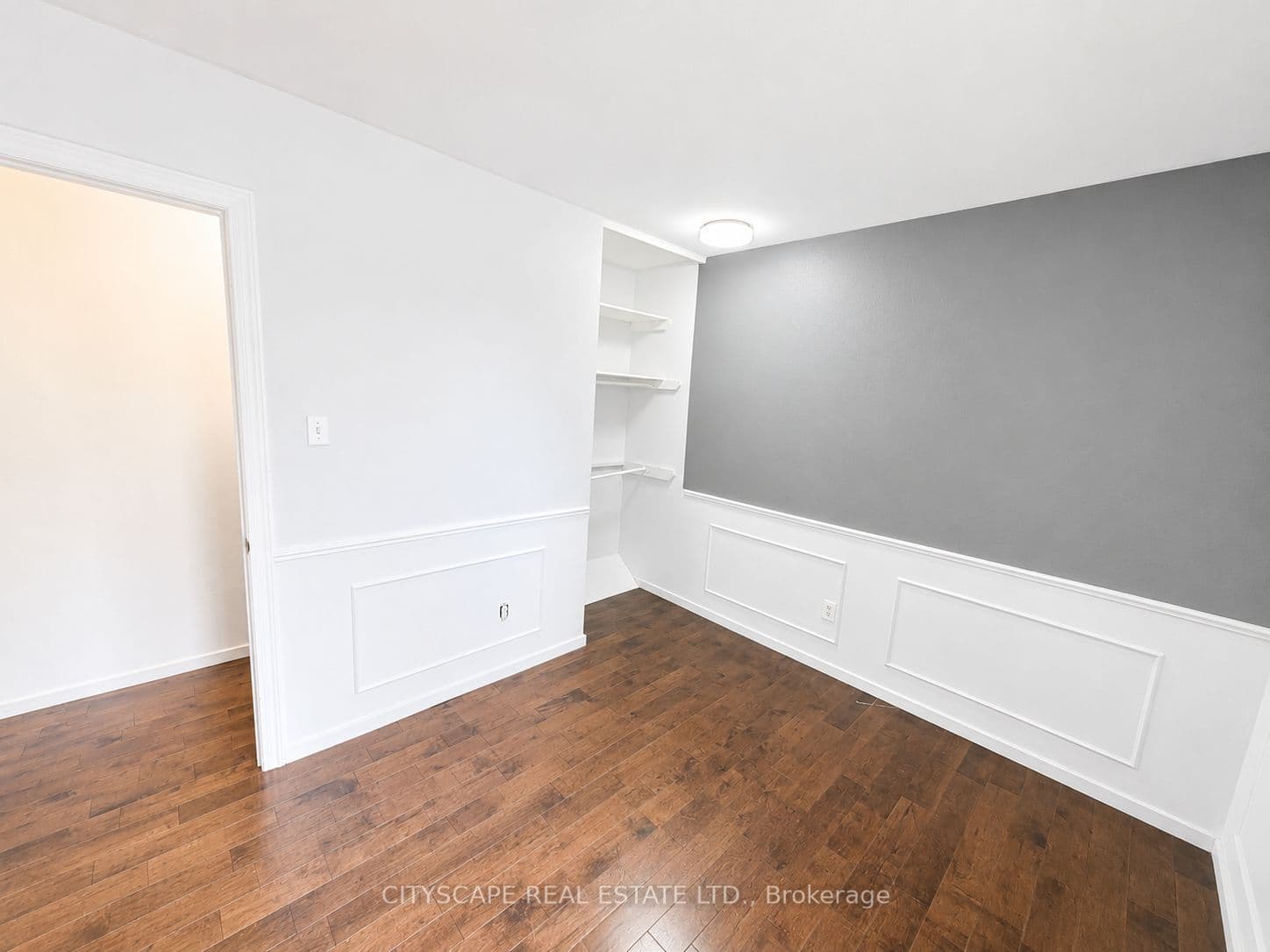 Berkshire Drive 8, London South, ON N6J 3S7