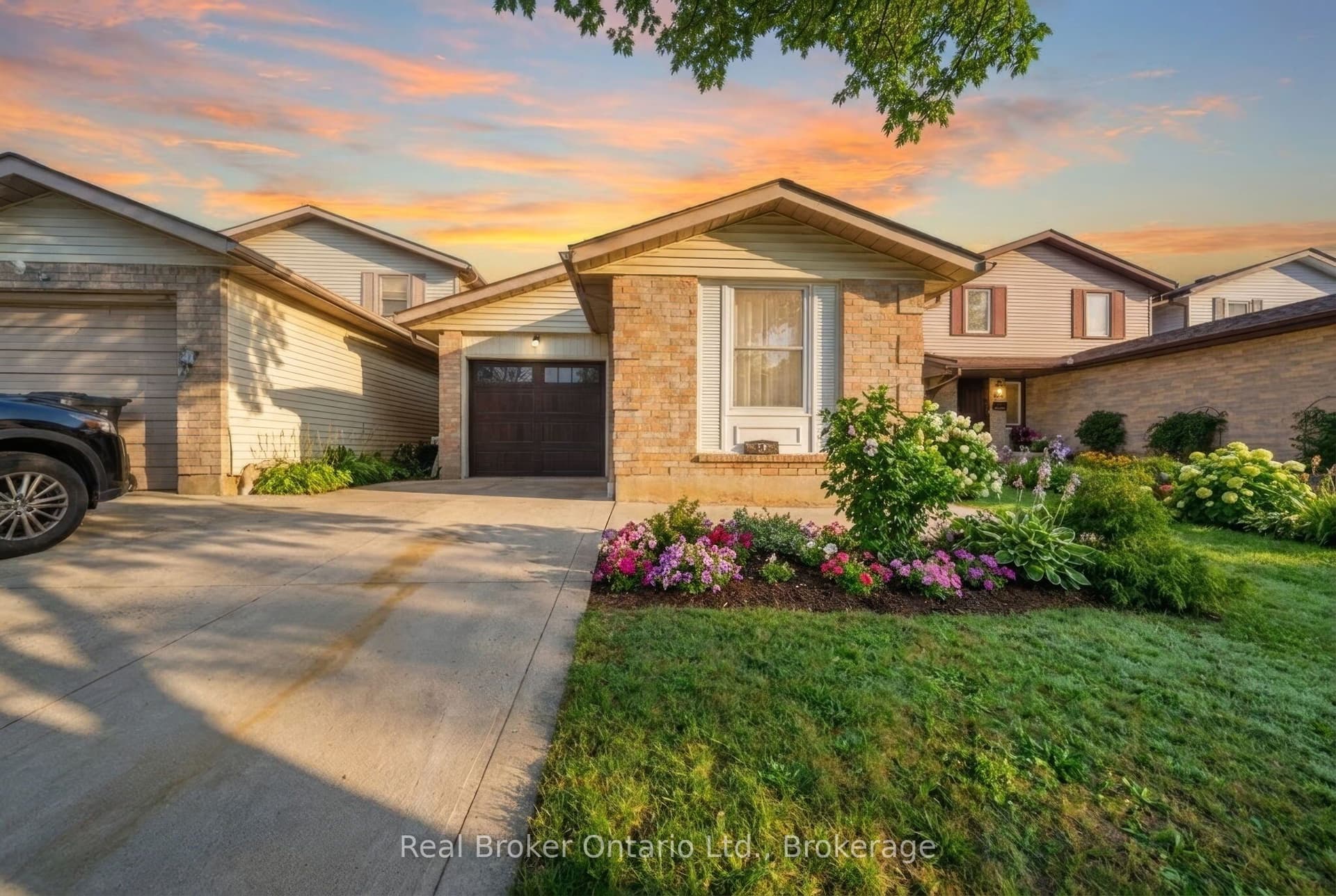 Leacock Avenue, Guelph, ON N1E 6R1