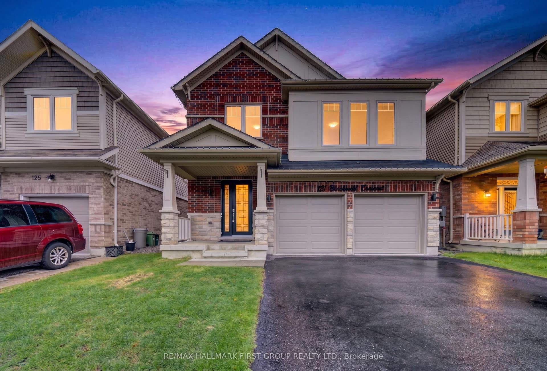 Blackwell Crescent, Oshawa, ON L1L 0C1