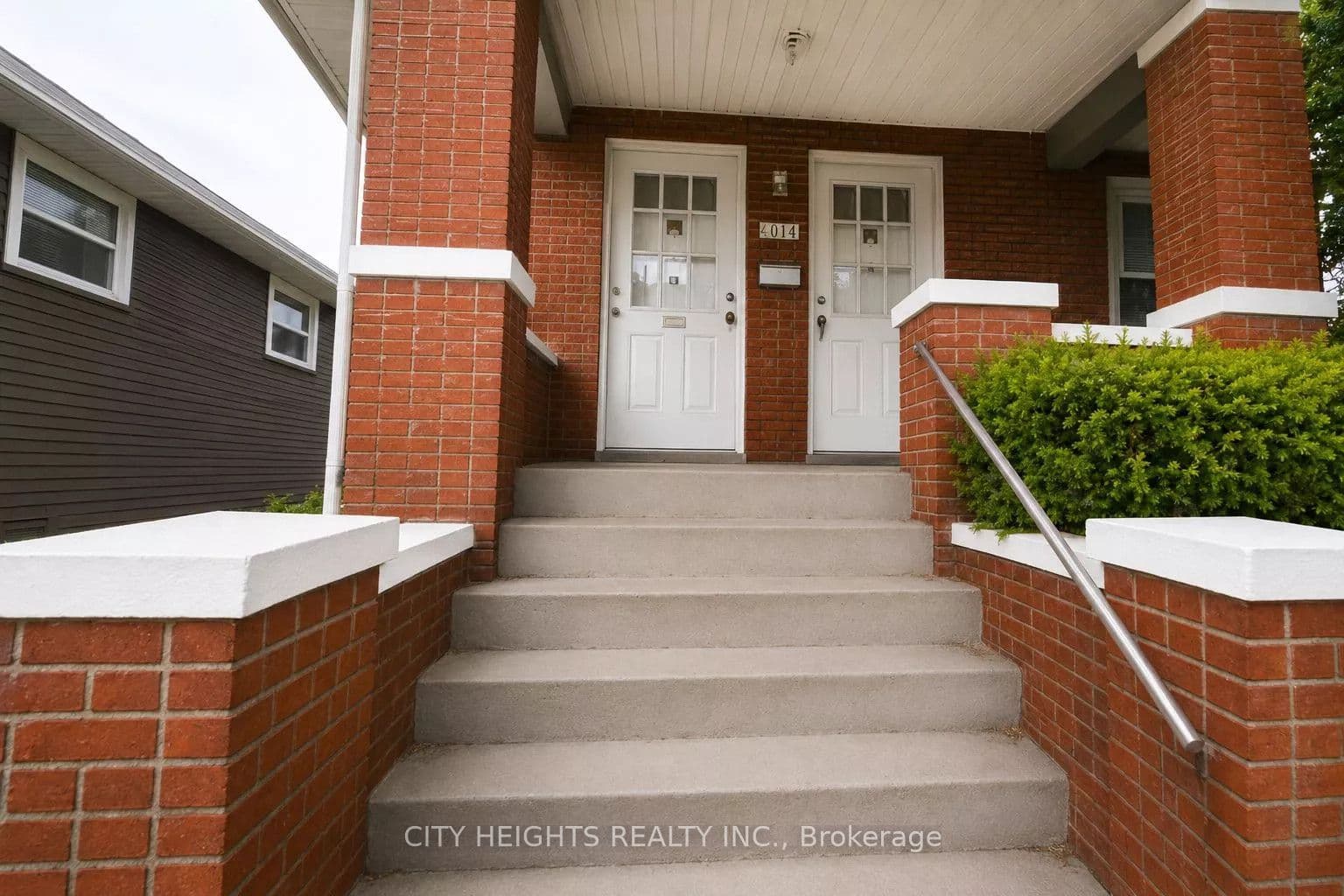 Elsmere Avenue #2, Windsor, ON N8X 4G5