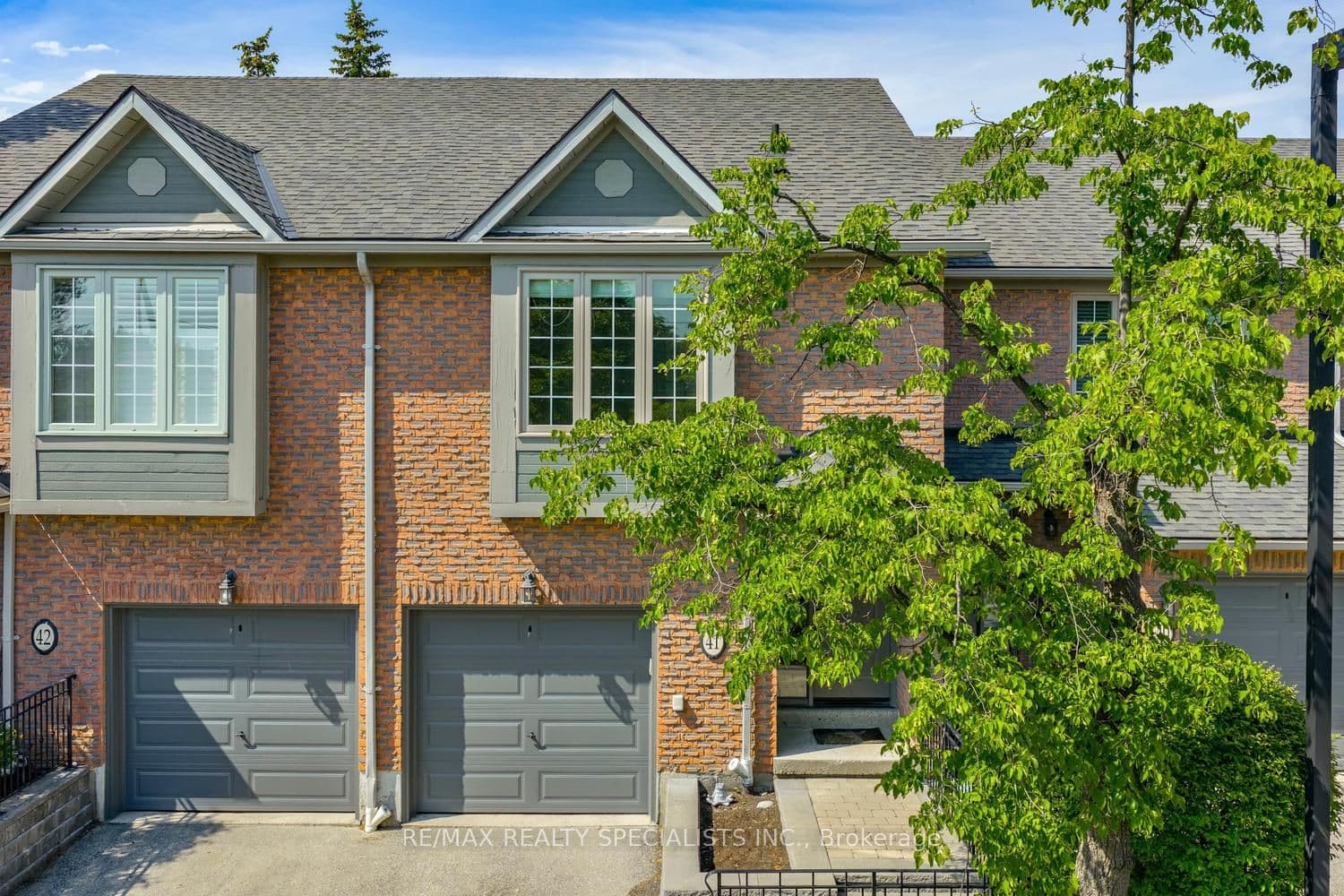 Fifth Line W 41, Mississauga, ON L5L 5V5
