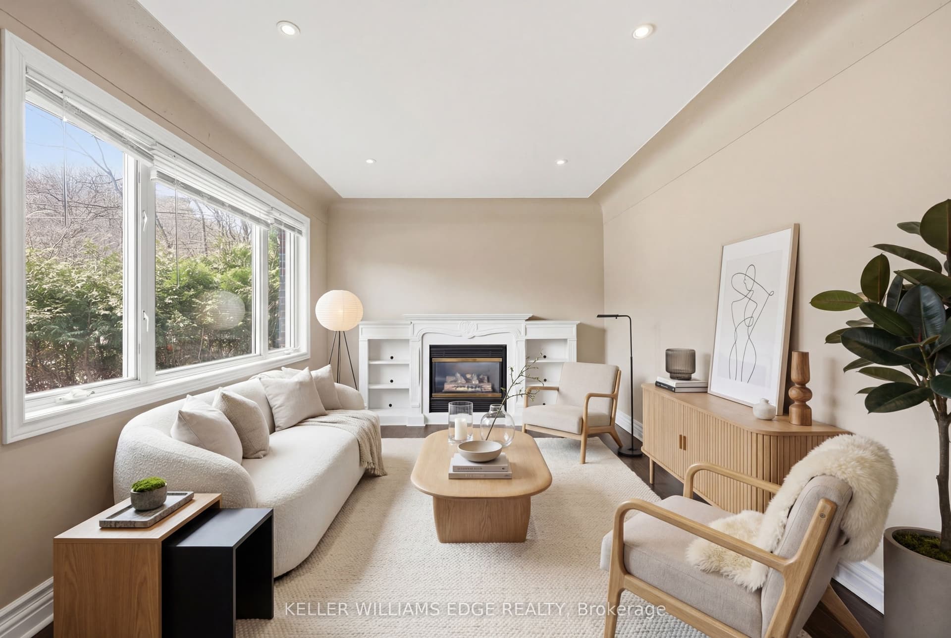 Mountain Avenue S, Hamilton, ON L8G 2V8