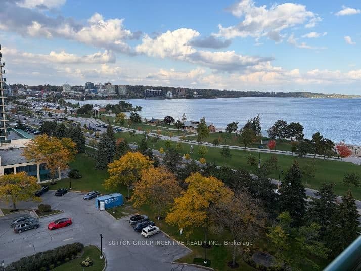 Ellen Street 1105, Barrie, ON L4N 7R6
