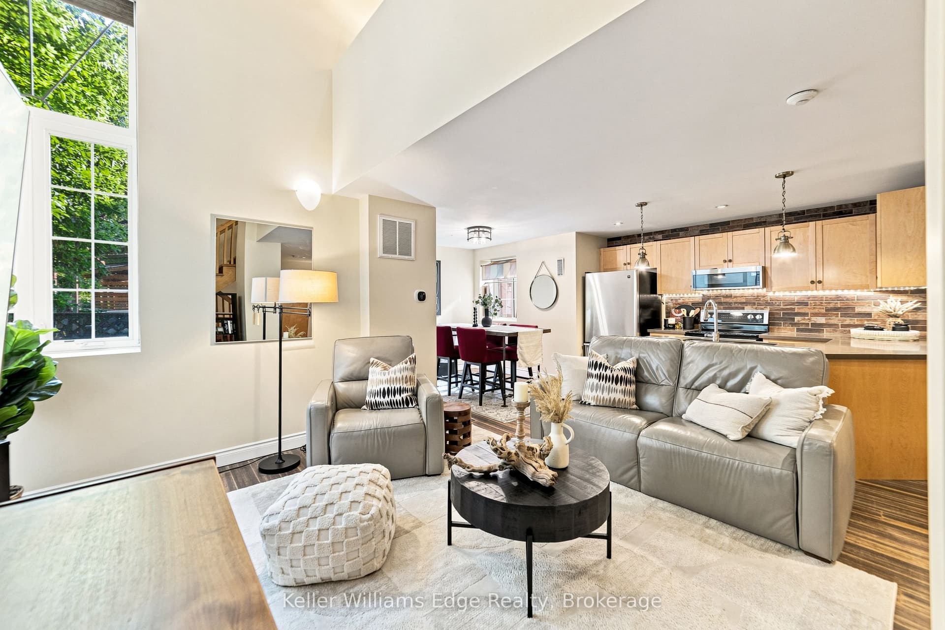 Garfield Avenue S 1D, Hamilton, ON L8M 2S3