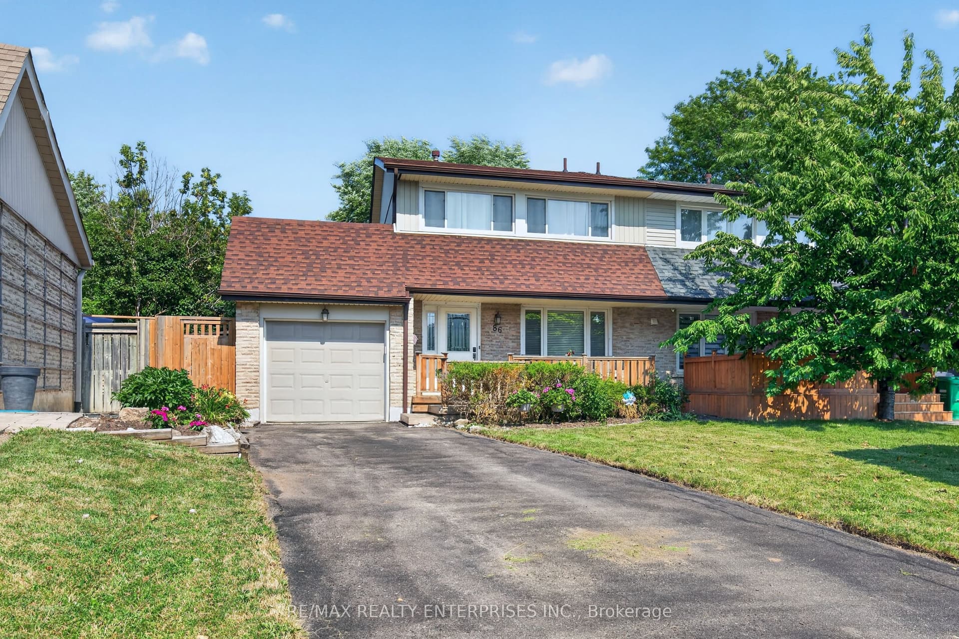 Bow River Crescent, Mississauga, ON L5N 1J2