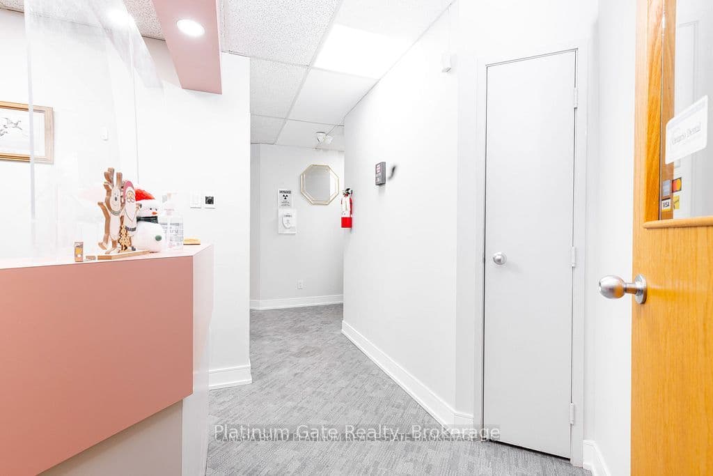 Finch Avenue E 305, Toronto E05, ON M1T 3T9