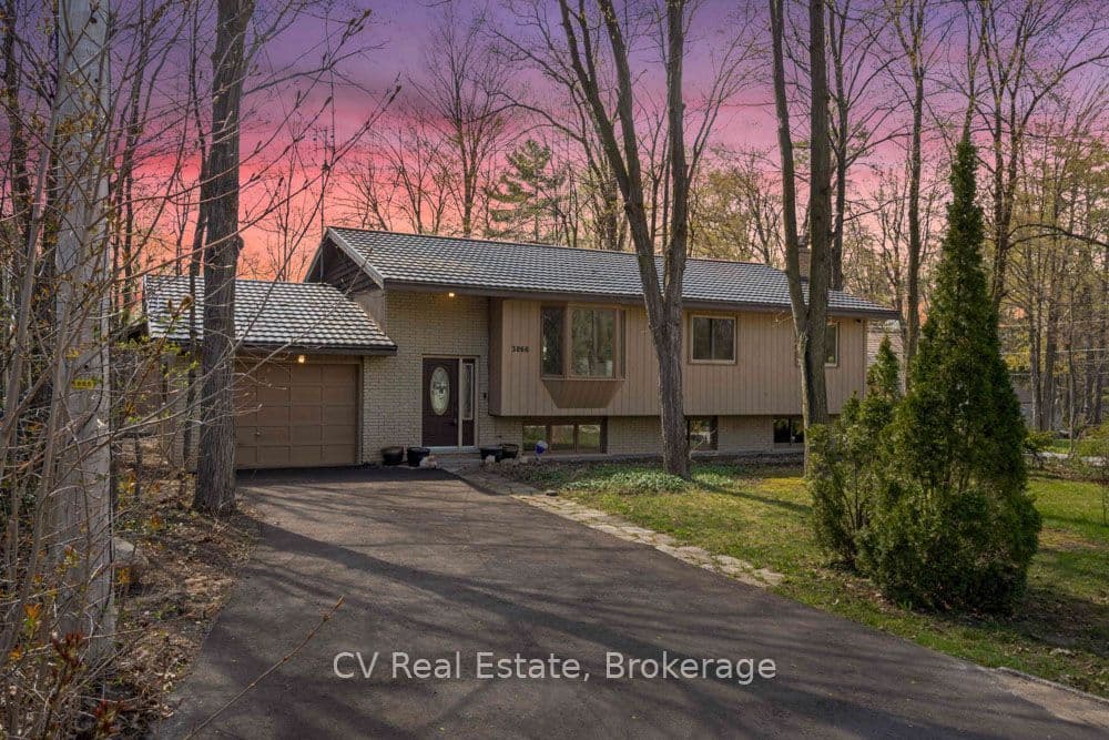 Dixon Road, Innisfil, ON L9S 2R9