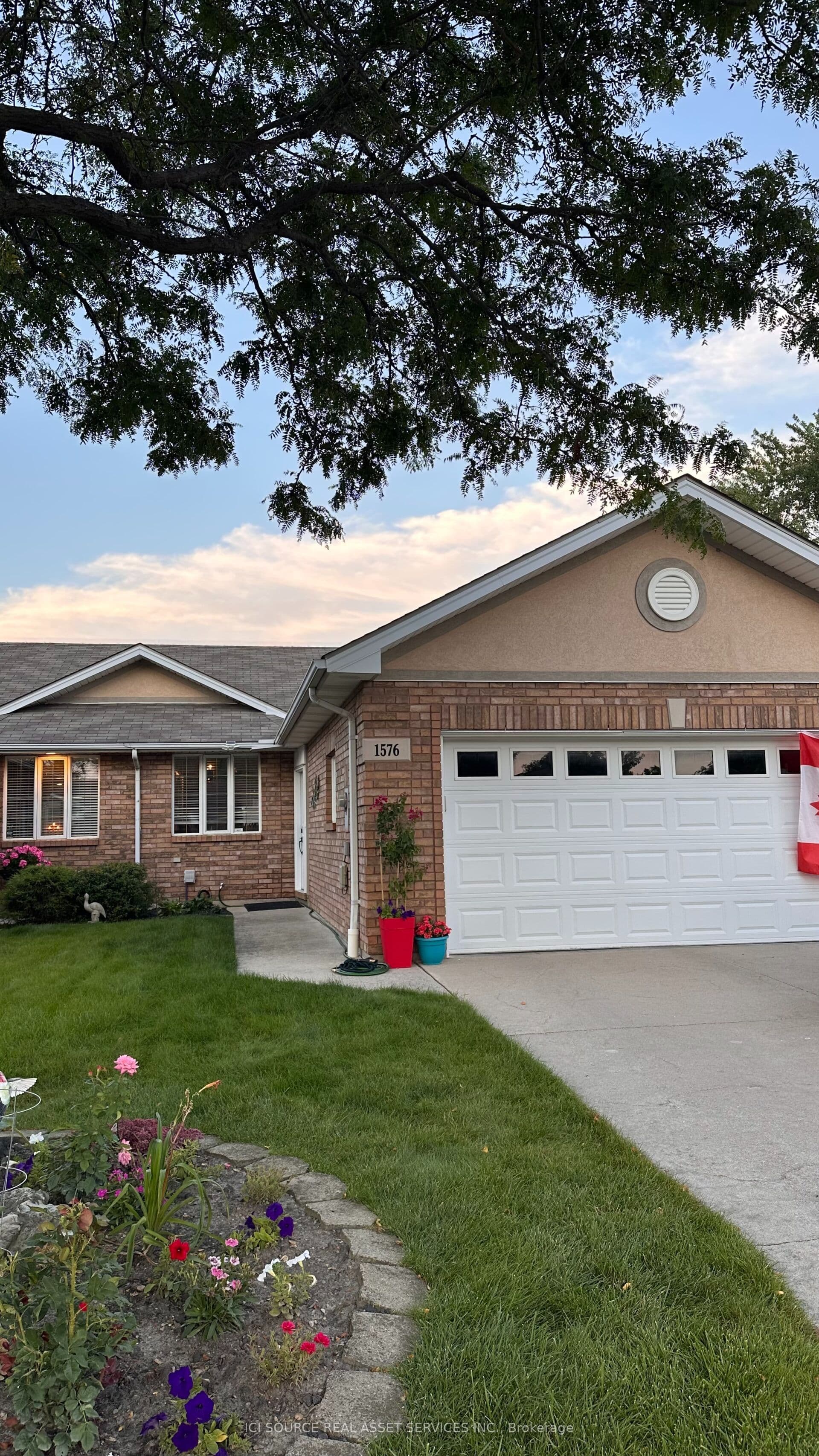 Blue Heron Drive, Windsor, ON N8P 1L6