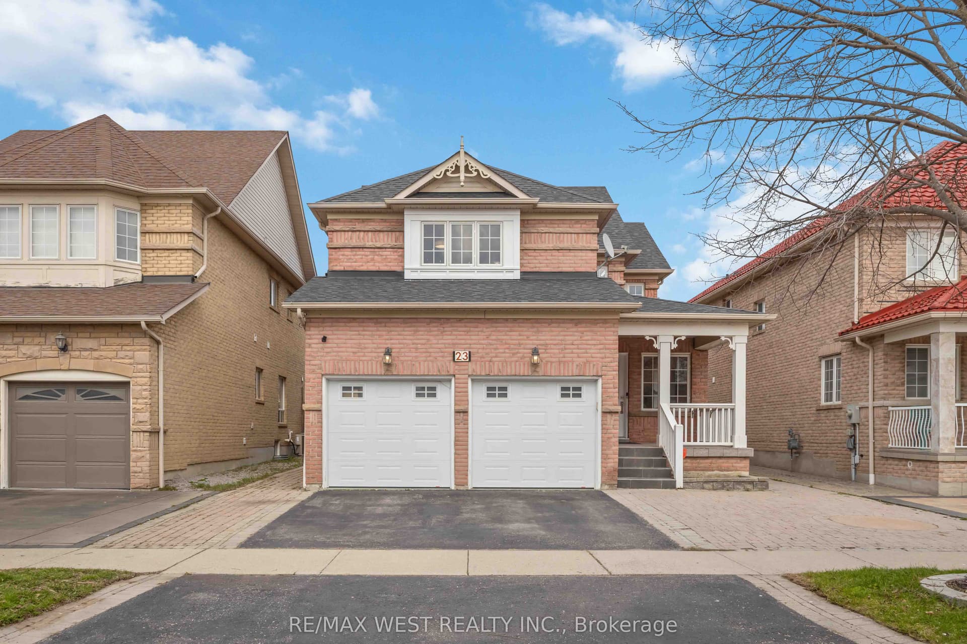 Gloria Crescent, Whitby, ON L1P 1V4